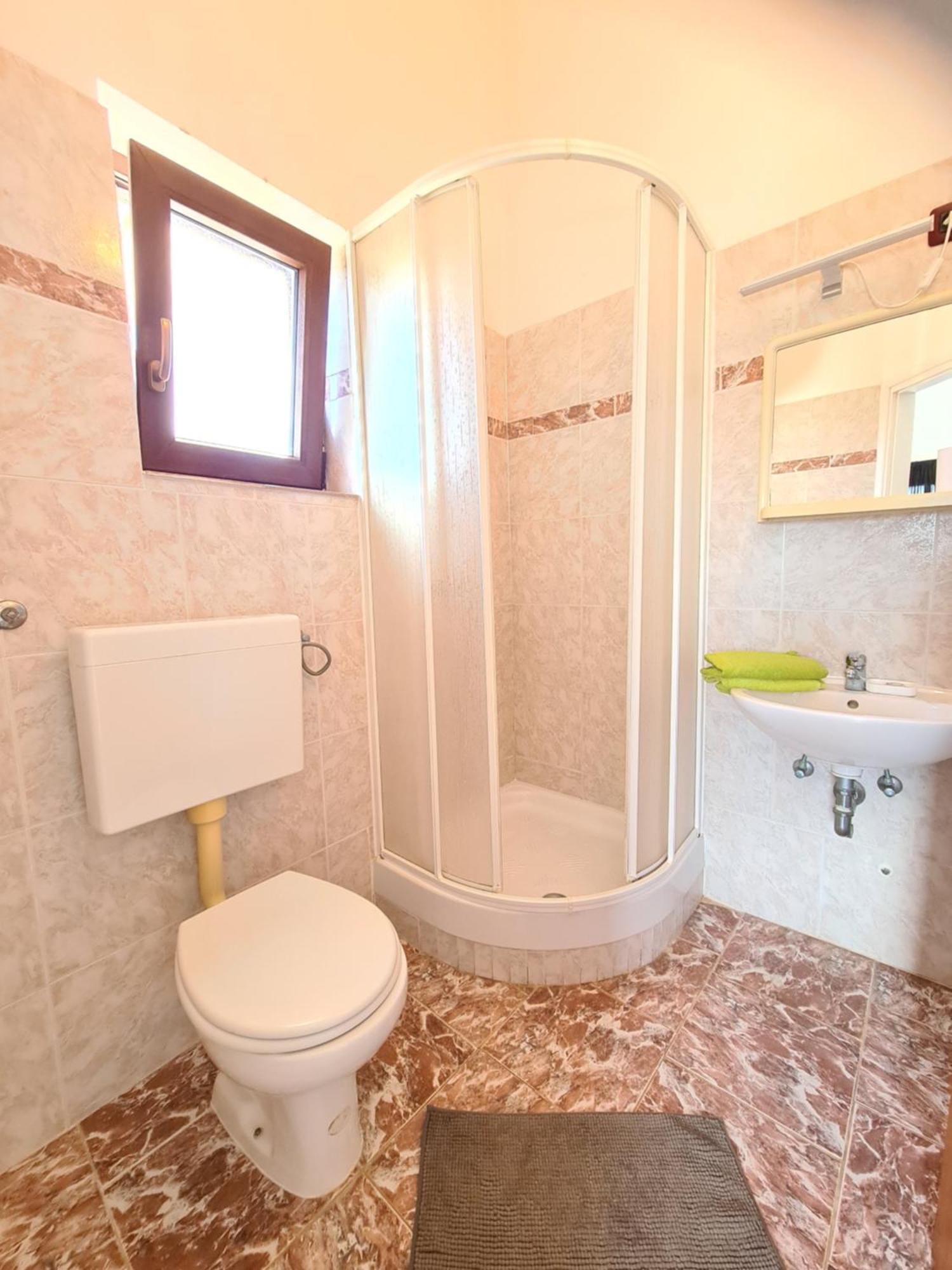 Apartments Helena بومير المظهر الخارجي الصورة